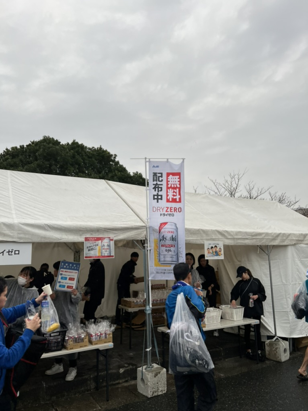 On × 福岡馬聯名帽子